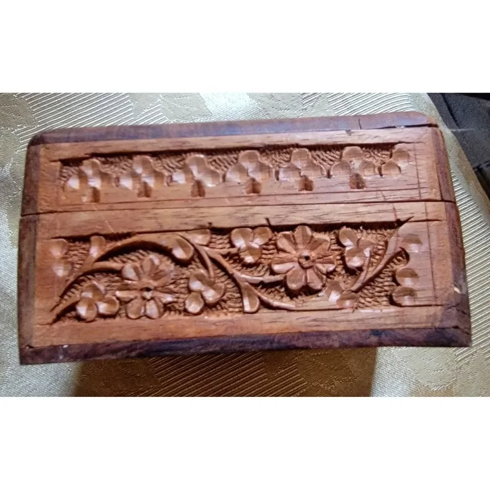 Hand Carved Wooden Trinket Box Jewelry Keepsake Storage Ornate Floral Inlay